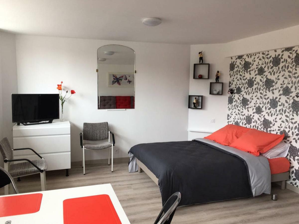 Le Clemenceau Apartment Peronne  Exterior photo